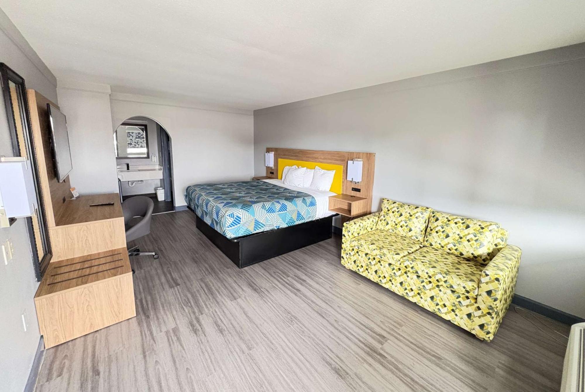 Days Inn By Wyndham Gonzales Eksteriør billede